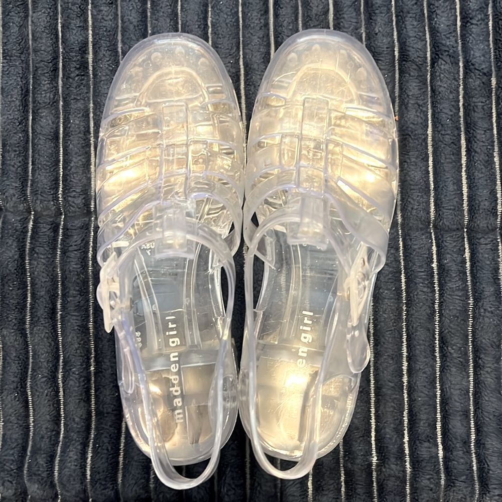 Madden Girl Escape Clear Jelly
